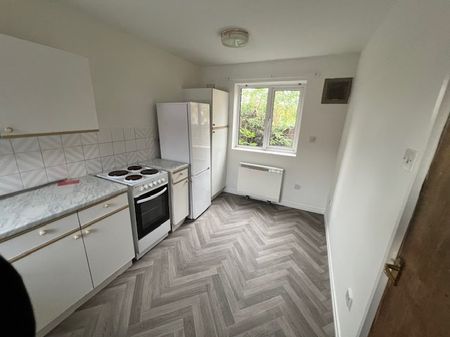 Church Mews, Nottingham, Nottinghamshire - Photo 5