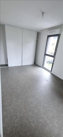 3 pièces - 63,43 m² - 1er étage - Colocation autorisée - Photo 2
