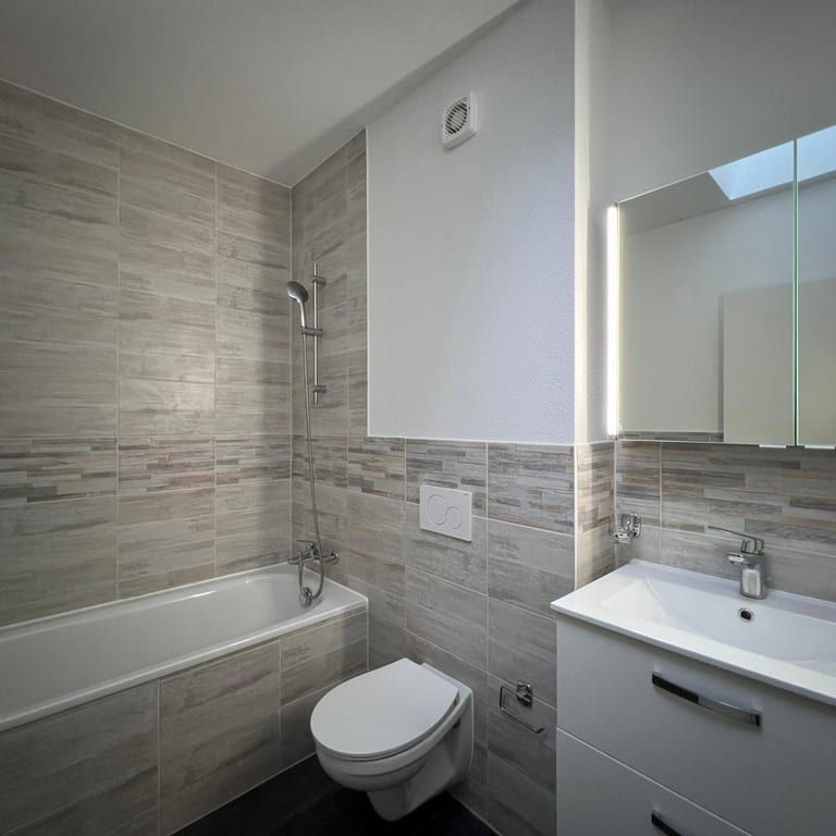 3.5 Zimmer, 162 m², 1. Stock - Photo 1