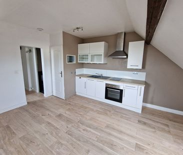 Location Appartement 2 pièces 26m² - Photo 2