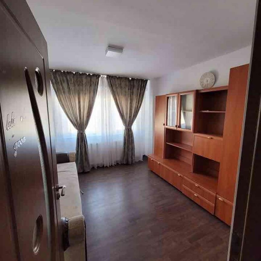 Inchiriez apartament - Fotografie 1