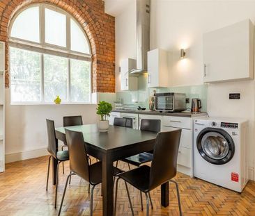 1 bedroom in a flat share to rent - Photo 6