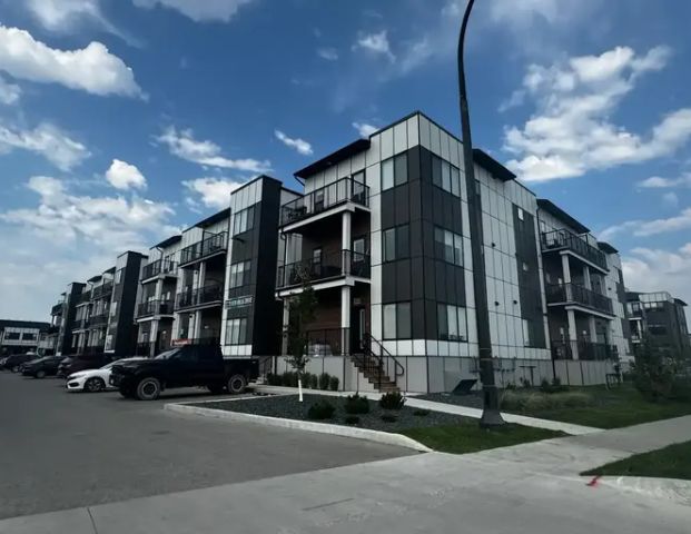 Element Townhomes in Prairie Pointe | 20 Ken Oblik Drive, Winnipeg - Photo 1