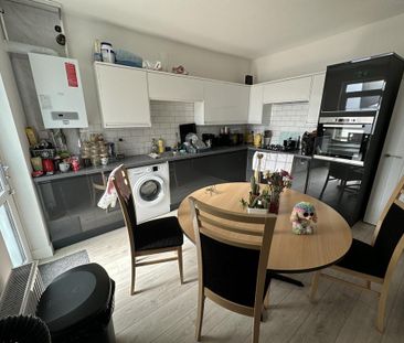 4 bedroom house share to rent - Photo 1