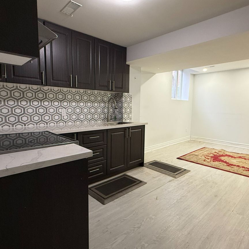 For Lease - 5793 Tayside Crescent, Mississauga, Ontario - Photo 1