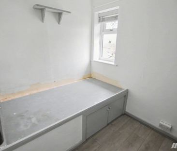 Cedar Avenue, Runcorn, WA7 5HS - Photo 4