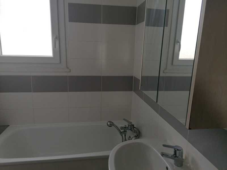 Location : Appartement 4 pièces 65 m2 – BETHONCOURT - Photo 2