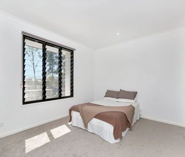 LOW MAINTENANCE AND READY FOR YOU! - Photo 1