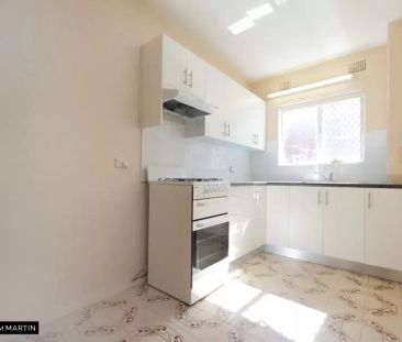 MGM MARTIN – UPDATED TWO BEDROOM APARTMENT - Photo 3