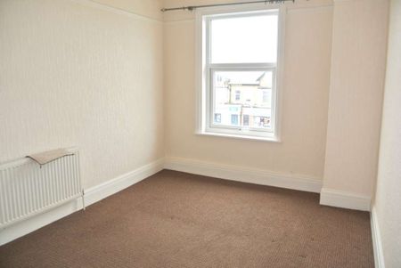 Lytham Road, Blackpool, FY4 1RF - Photo 2