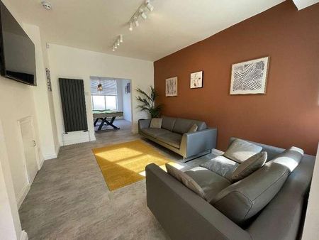 Fortuna Grove, Fallowfield, Manchester, M19 - Photo 3