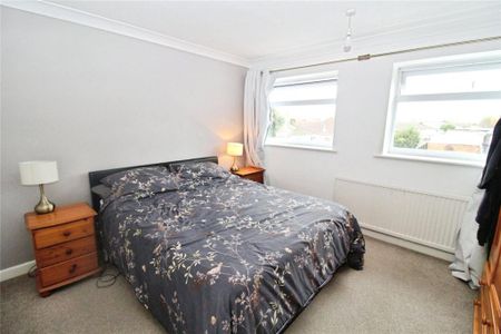 3 bedroom detached house to rent - Photo 5