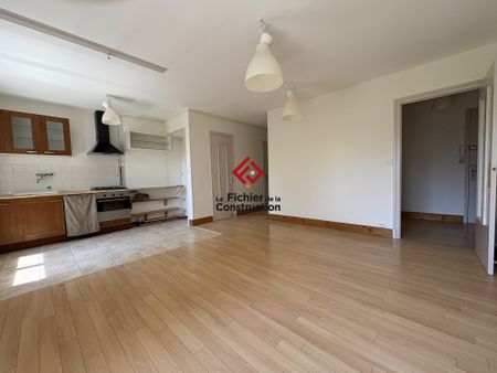 Location Appartement 2 pièces 53m² GRENOBLE 38000 - Photo 2