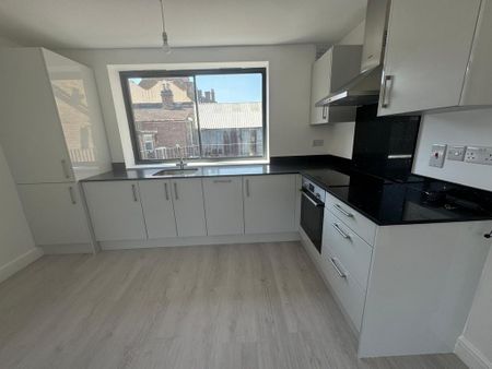 2 bedroom flat to rent - Photo 4