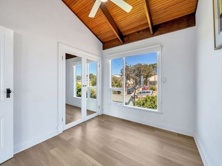 56 Rumbelow St, Encounter Bay SA 5211 - House For Rent | Domain - Photo 2