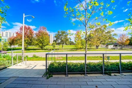 For Lease - 32 Forest Manor Road Unit# TH02, Toronto, Ontario - Photo 5