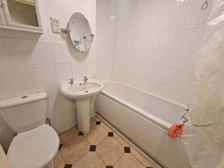 1 bedroom apartment to rent - Photo 5