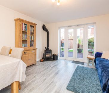 3 bed House - Semi-Detached To Let - Photo 6