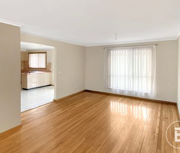 MAGNIFICENT TWO-STOREY HOUSE IN BLACK HILL - Photo 3