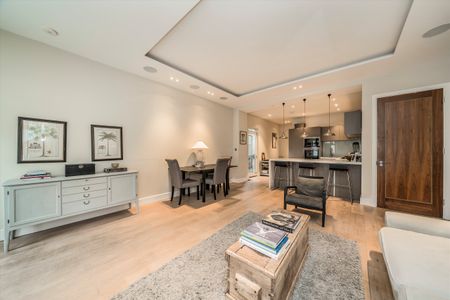 Blythe Road, W14, London - Photo 2