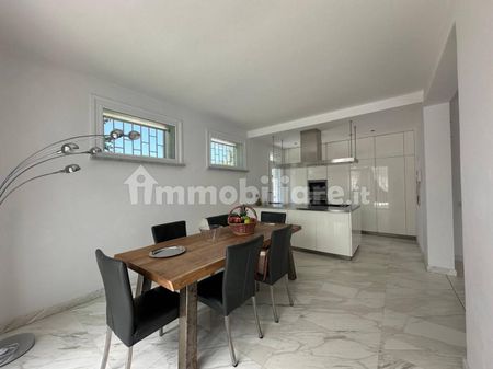 Villa unifamiliare via Poveromo 49, Ronchi - Poveromo, Massa - Photo 2