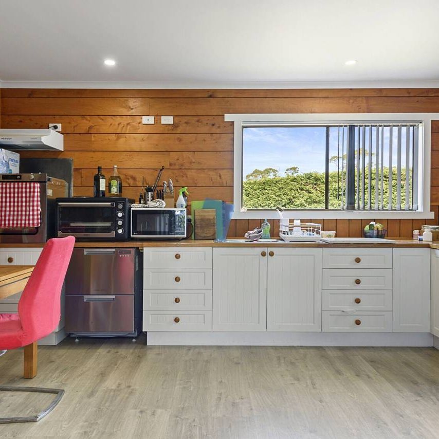 Unit in Smithton TAS - Ideal for Single Living - Photo 2