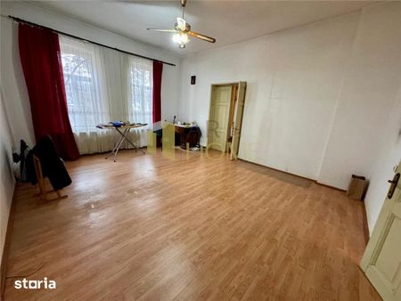 Inchiriere casa 4 camere plus dependinte in Ploiesti, zona ultracentra - Photo 4