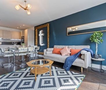 3 Bed Flat, London, E8 - Photo 3