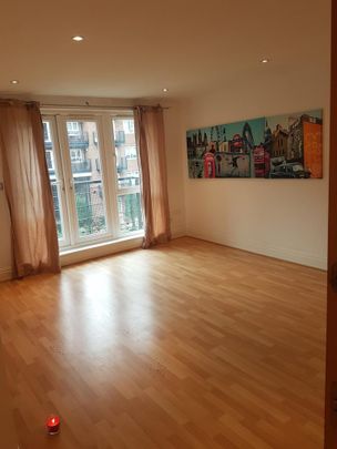 2 bedroom flat to rent - Photo 1