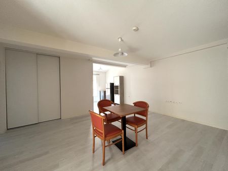 Location Appartement 2 pièces 47m² LIMOGES 87000 - Photo 2