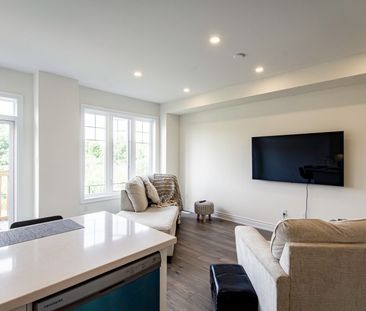 For Lease - 18 Little River Crossing, Wasaga Beach, Ontario - Photo 5