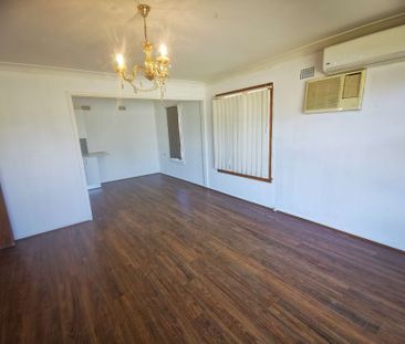 Freshly Updated 3-Bedroom Family Home in Quiet Cul-De-Sac – 14 Hale... - Photo 4