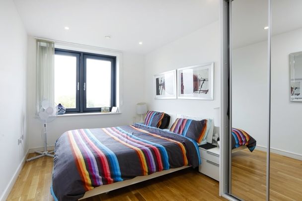 2 bedroom flat to rent - Photo 1