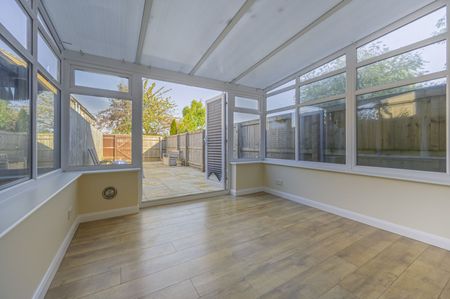 2 Bedroom - Photo 2