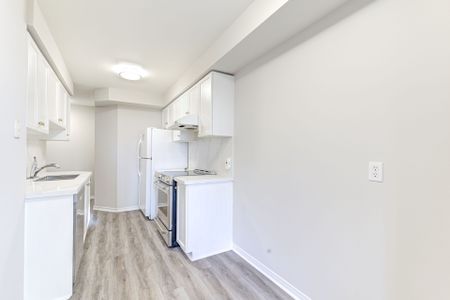 For Lease - 28 Rosebank Drive Unit# 907, Toronto, Ontario - Photo 5
