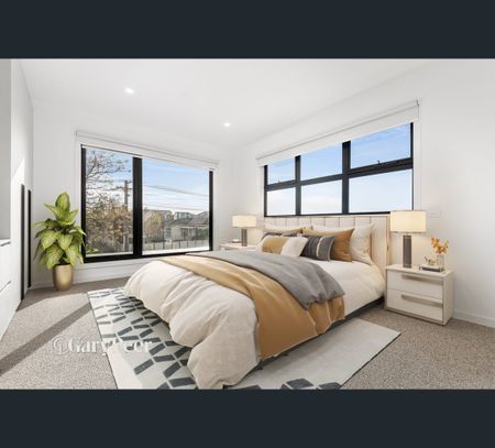 8B Walnut St, Ormond, Vic 3204 - Photo 2