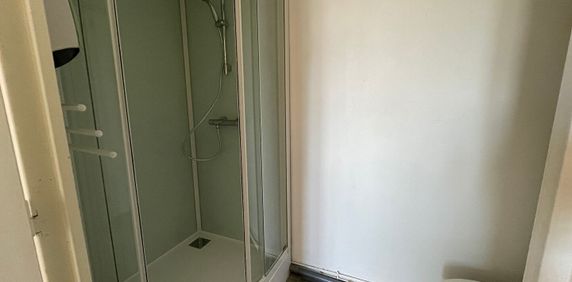 Location Appartement 1 pièce 17m² - Photo 2