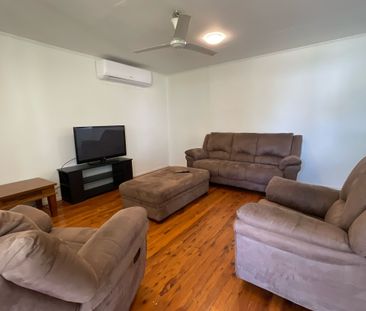 Fully Furnished &dollar;500&period;00 Per Week - Photo 4