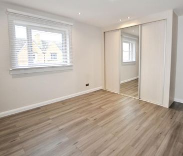 3 bedroom flat to rent - Photo 3