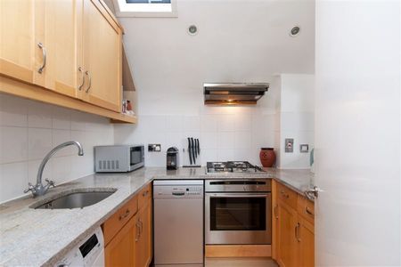 2 Bedroom Flat To Let - Photo 4