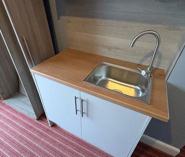 Studio to rent - Photo 4