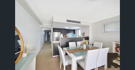 COASTAL LUXURY - FULLY FURNISHED APARTMENT IN OCEANFRONT COMPLEX - AVAILABLE - Photo 4