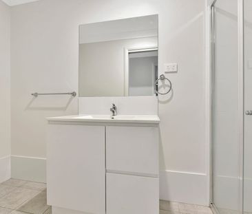 Low maintenance living in Katherine's Landing Estate - Photo 6