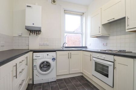 Flat in Beaconsfield Street, Carlisle - Photo 2