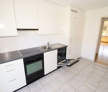 Spacieux appartement de 3,5 pièces dans un emplacement central - Photo 5