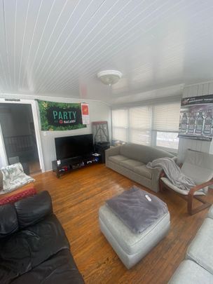 For Lease - 9 Waterloo Avenue, Guelph, Ontario - Photo 1