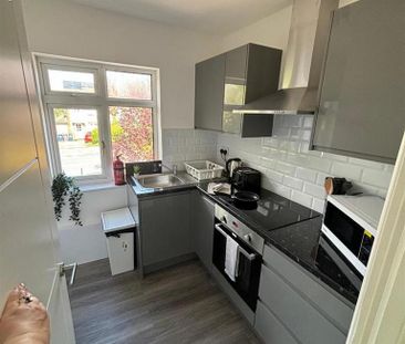 Property to rent - Photo 3