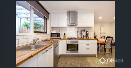 Situated in a quiet, family friendly court - Photo 2