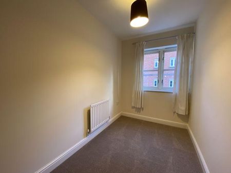 3 bedroom terraced house to rent - Photo 4
