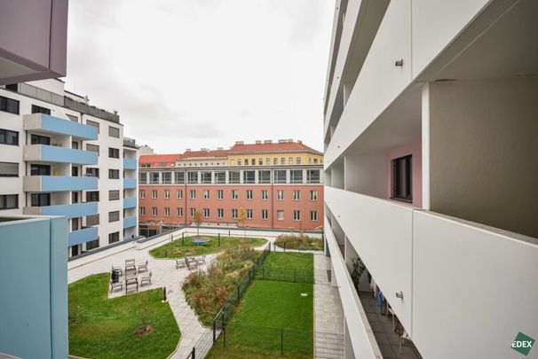 Ruhelage: 2-Zimmer Wohnung mit Loggia - Photo 1